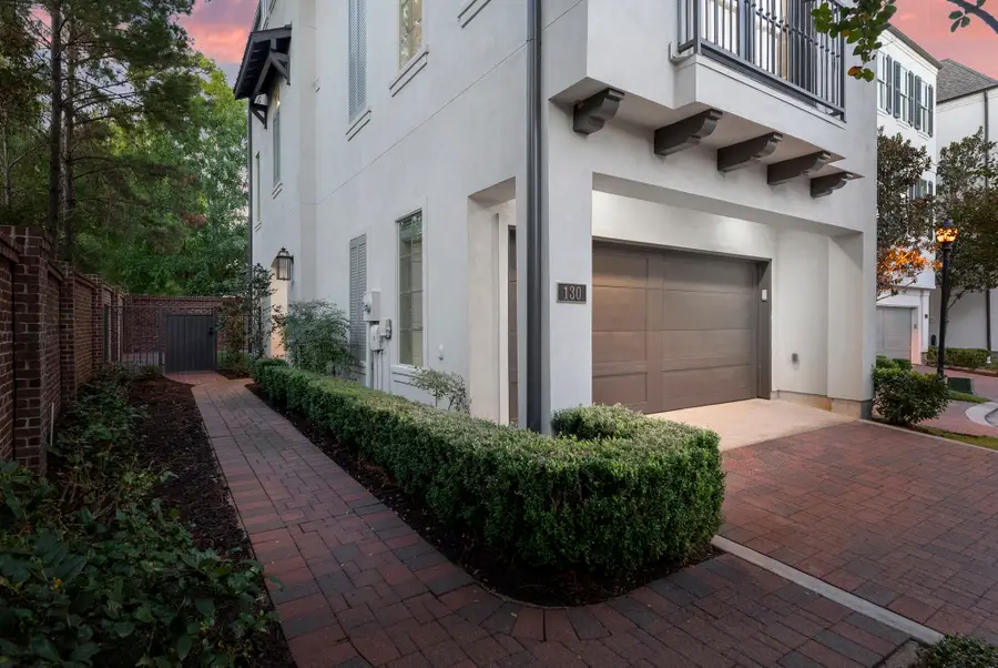 130 Gateway Park Place, The Woodlands, TX 77380 - Image #3