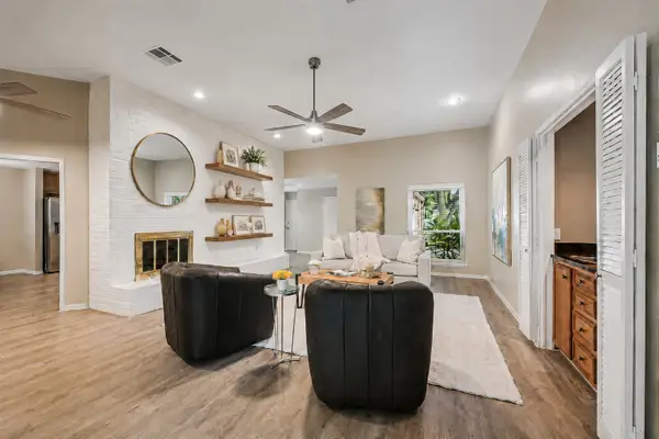 11410 Overbrook Lane, Houston, TX 77077