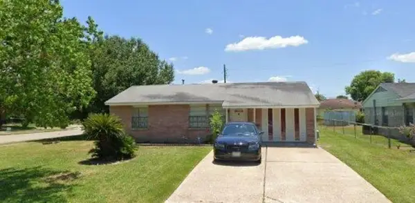 3134 Groton Drive, Houston, TX 77051