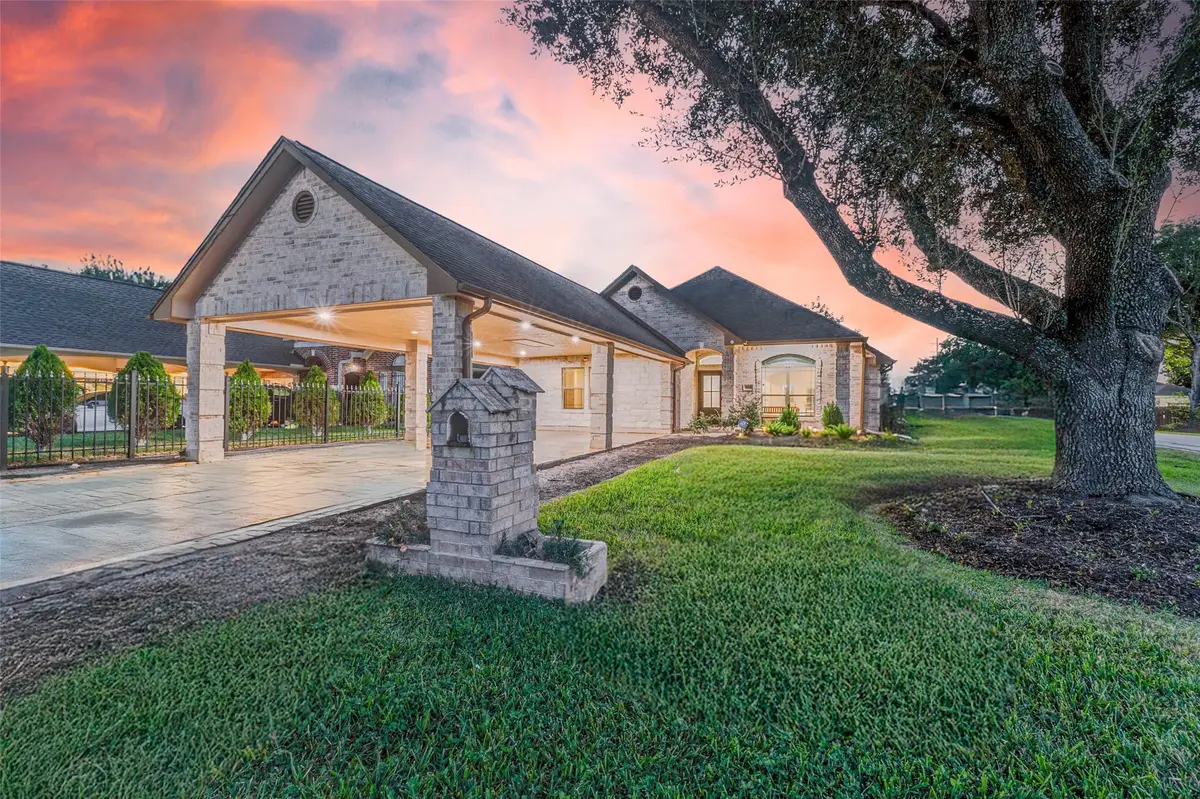 402 Avenue H, South Houston, TX 77587 - #1