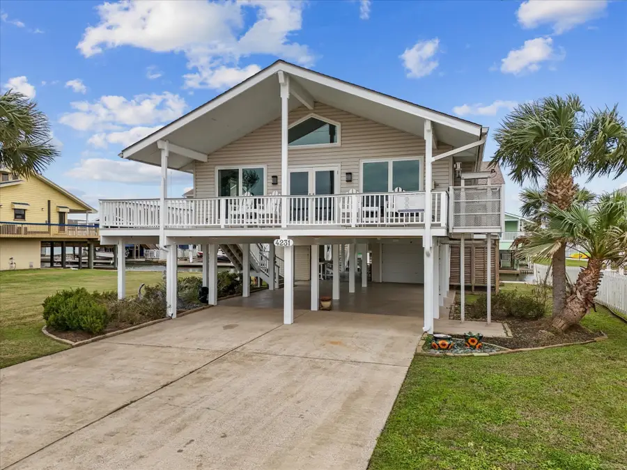 4231 Jolly Roger Road, Jamaica Beach, TX 77554 - #2