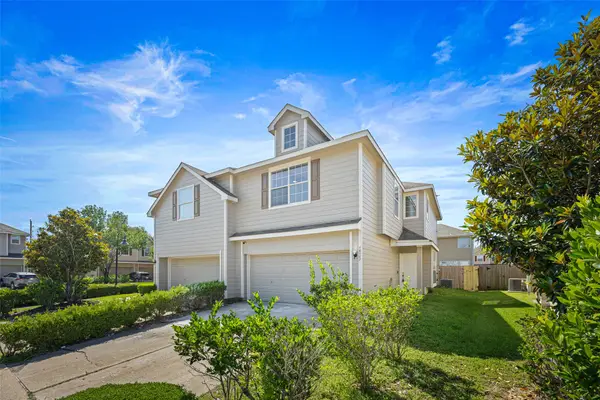 16107 Greenport Lane, Houston, TX 77084
