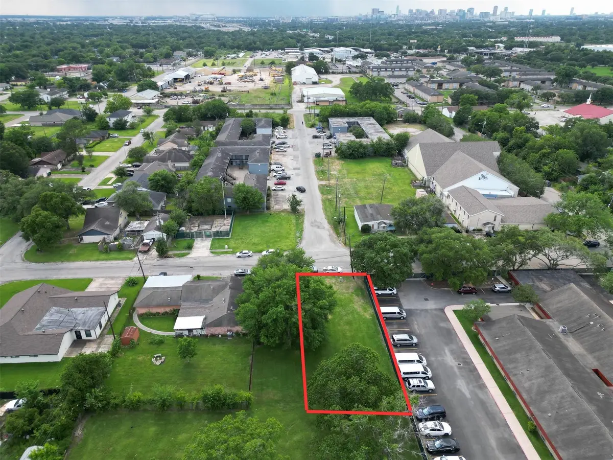 0 Coffee Street, Houston, TX 77033 - #1