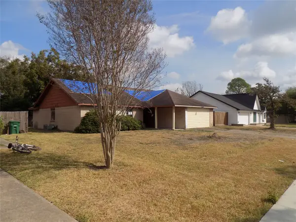 7406 W Fuqua Drive, Houston, TX 77489