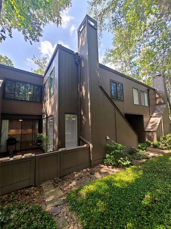 161 Litchfield Lane, Houston, TX 77024