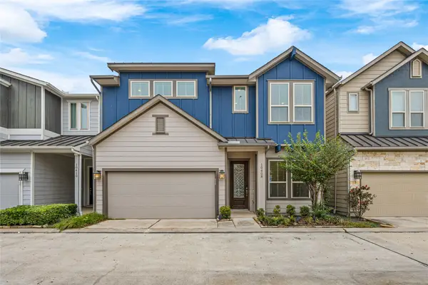 10408 Quiet Courtyard Road, Houston, TX 77043