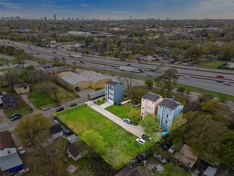 0 Eichwurzel Lot 8 Lane, Houston, TX 77009 - #2