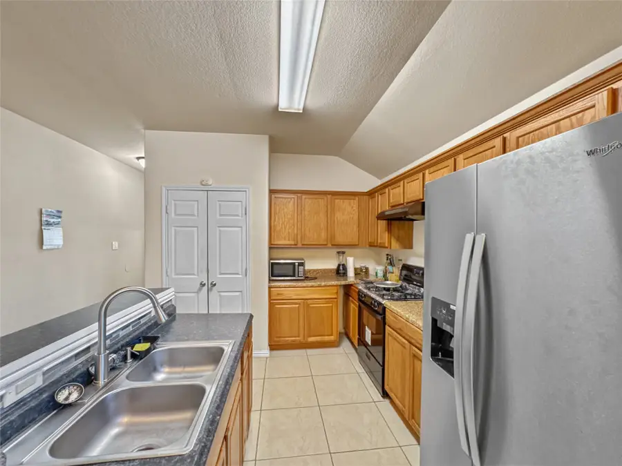 6614 Pine Tree Springs, Houston, TX 77049 - Image #3