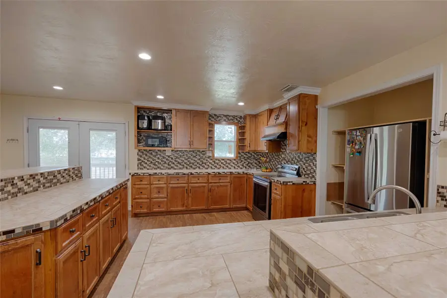 113 Thiele Drive, Yoakum, TX 77995 - #3