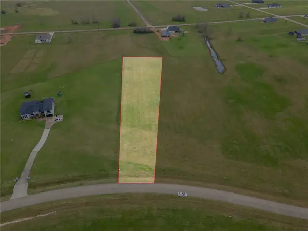 837 & 843 Wagon Wheel Trail, Angleton, TX 77515