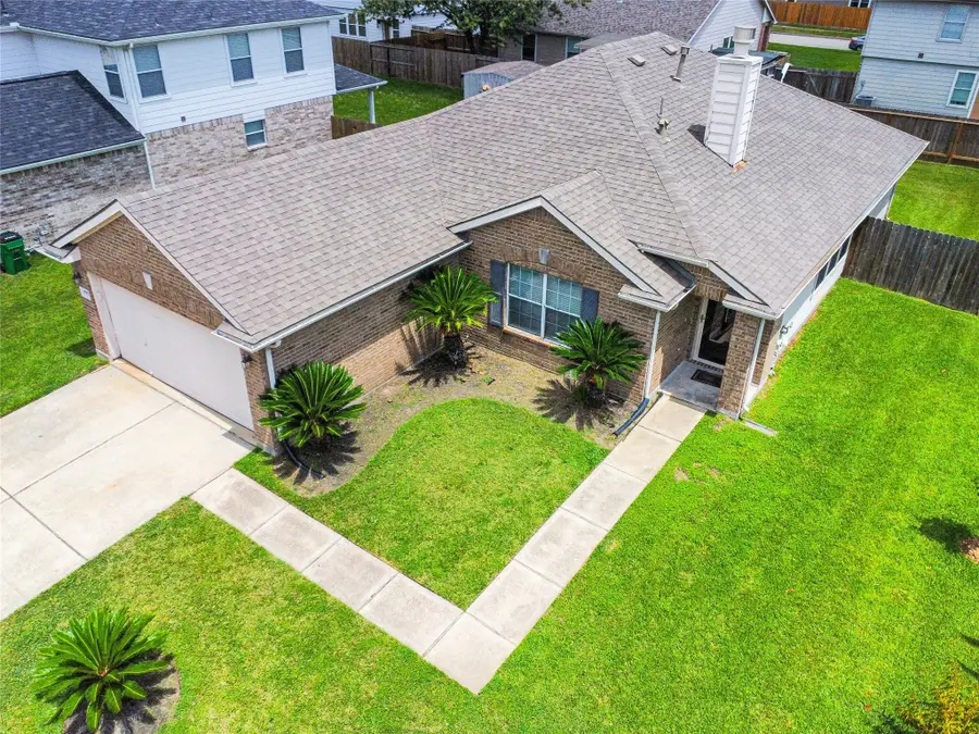 4919 Bentonite Boulevard, Baytown, TX 77521 - Image #3
