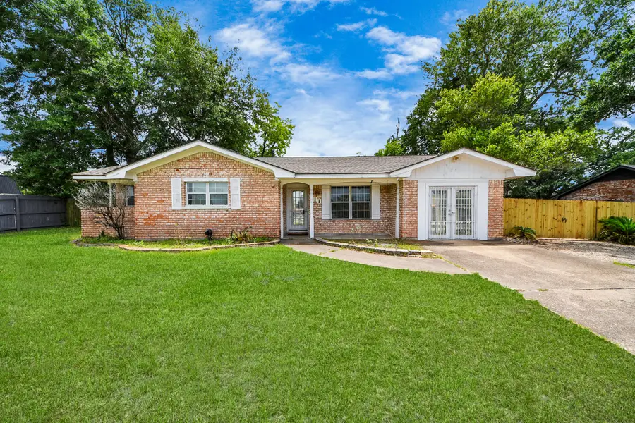 811 Hillcrest Drive, Conroe, TX 77301 - #2
