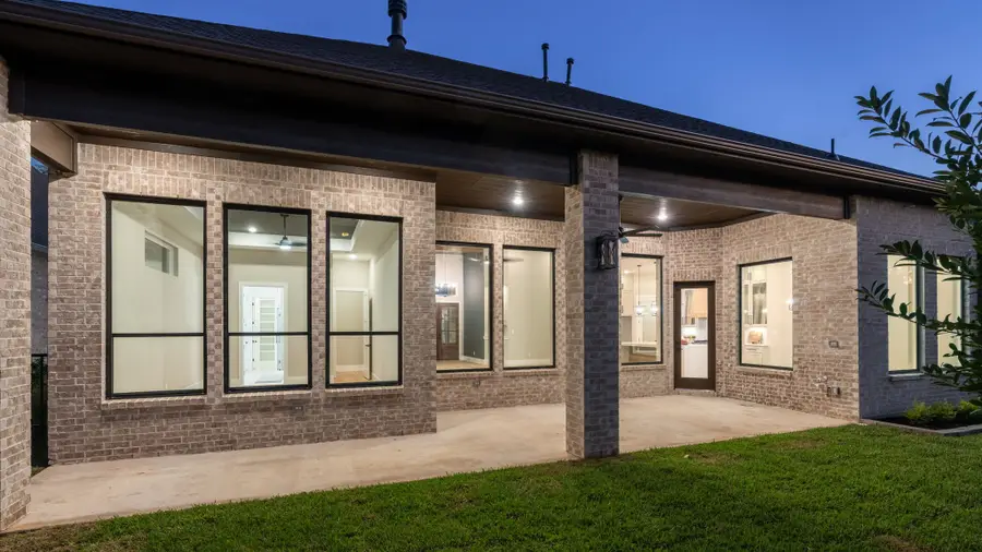 202 Victoria Court, Montgomery, TX 77356 - #2