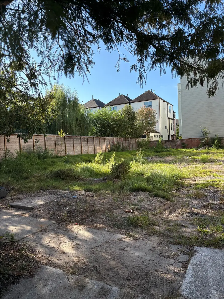 6111 Tyne Street, Houston, TX 77007 - #2