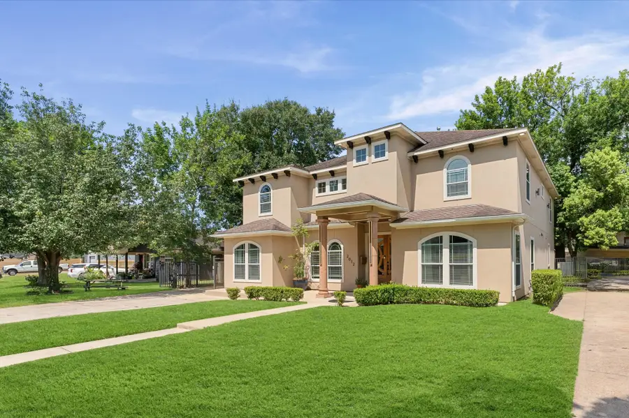 2012 Forest Hill Boulevard, Houston, TX 77023 - #2