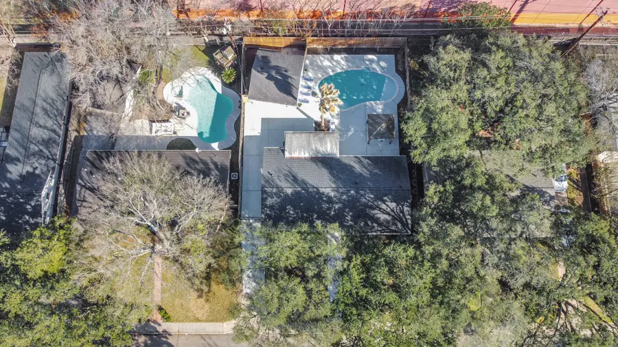 2619 Stoney Brook Drive, Houston, TX 77063 - Image #3