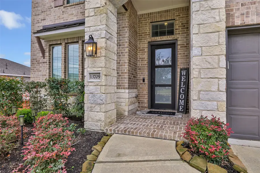 13709 Sorico Bay Drive, Texas City, TX 77568 - Image #3