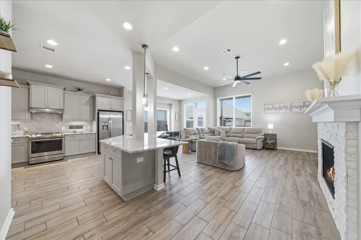 30302 Iris Circle Court, Brookshire, TX 77423 - #1