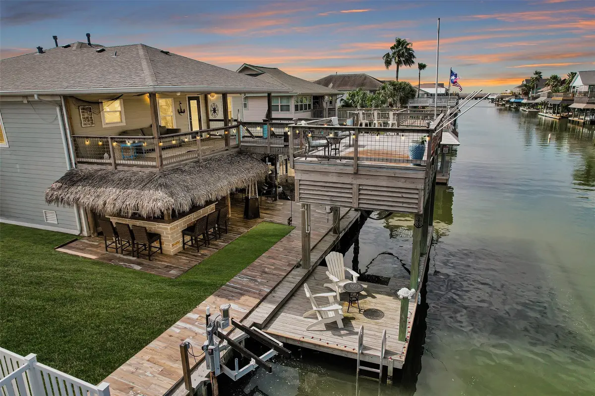 336 Ling Street, Bayou Vista, TX 77563 - #1