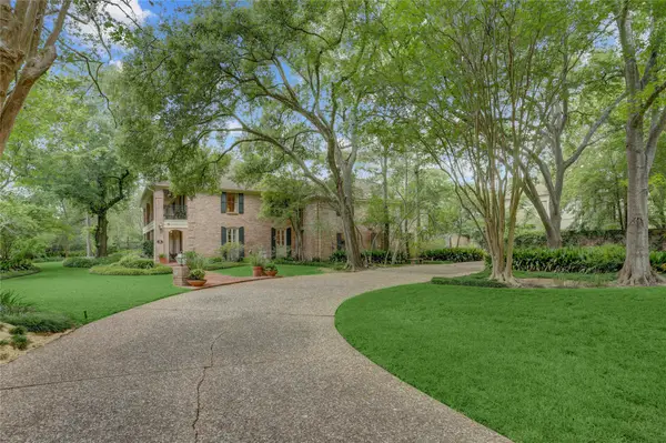 1 Stayton Circle, Piney Point Village, TX 77024