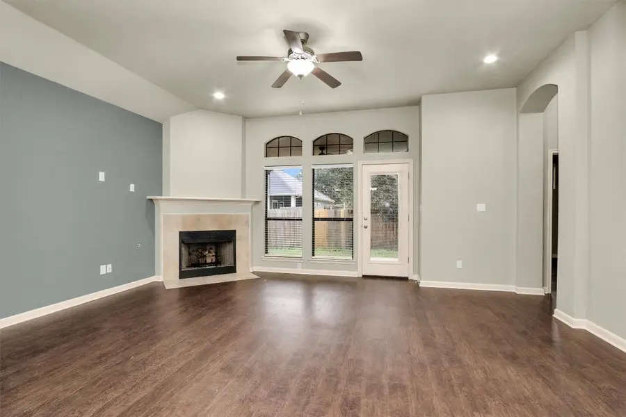 951 Oak Terrace Drive, Conroe, TX 77378 - #2