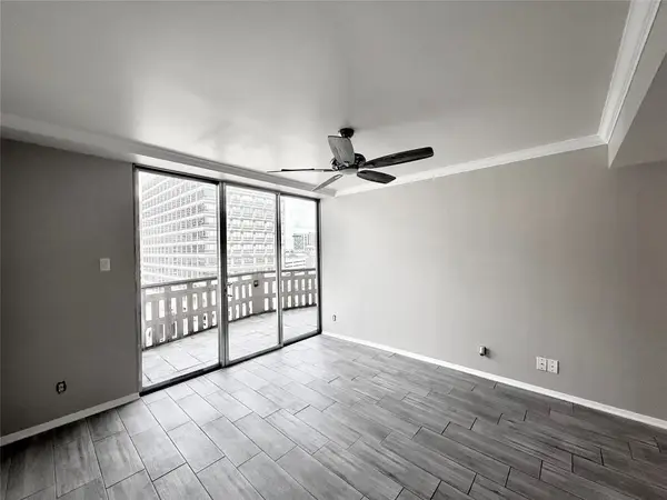 2016 Main Street #915, Houston, TX 77002
