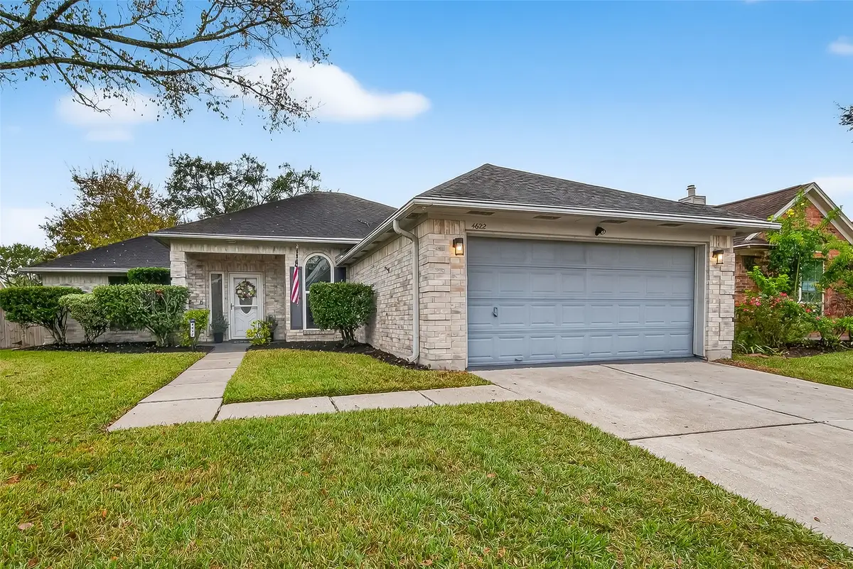 4622 Ten Sleep Lane, Friendswood, TX 77546 - Image #1