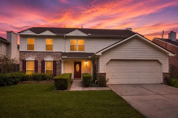 3211 Double Lake Drive, Missouri City, TX 77459