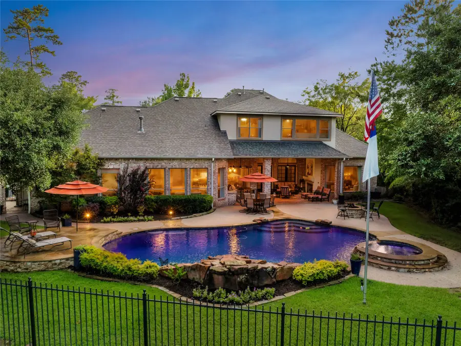 70 W Ambassador Bend, The Woodlands, TX 77382 - #3