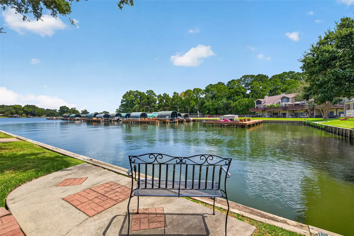 211 Lake Walden Cove, Montgomery, TX 77356 - #1
