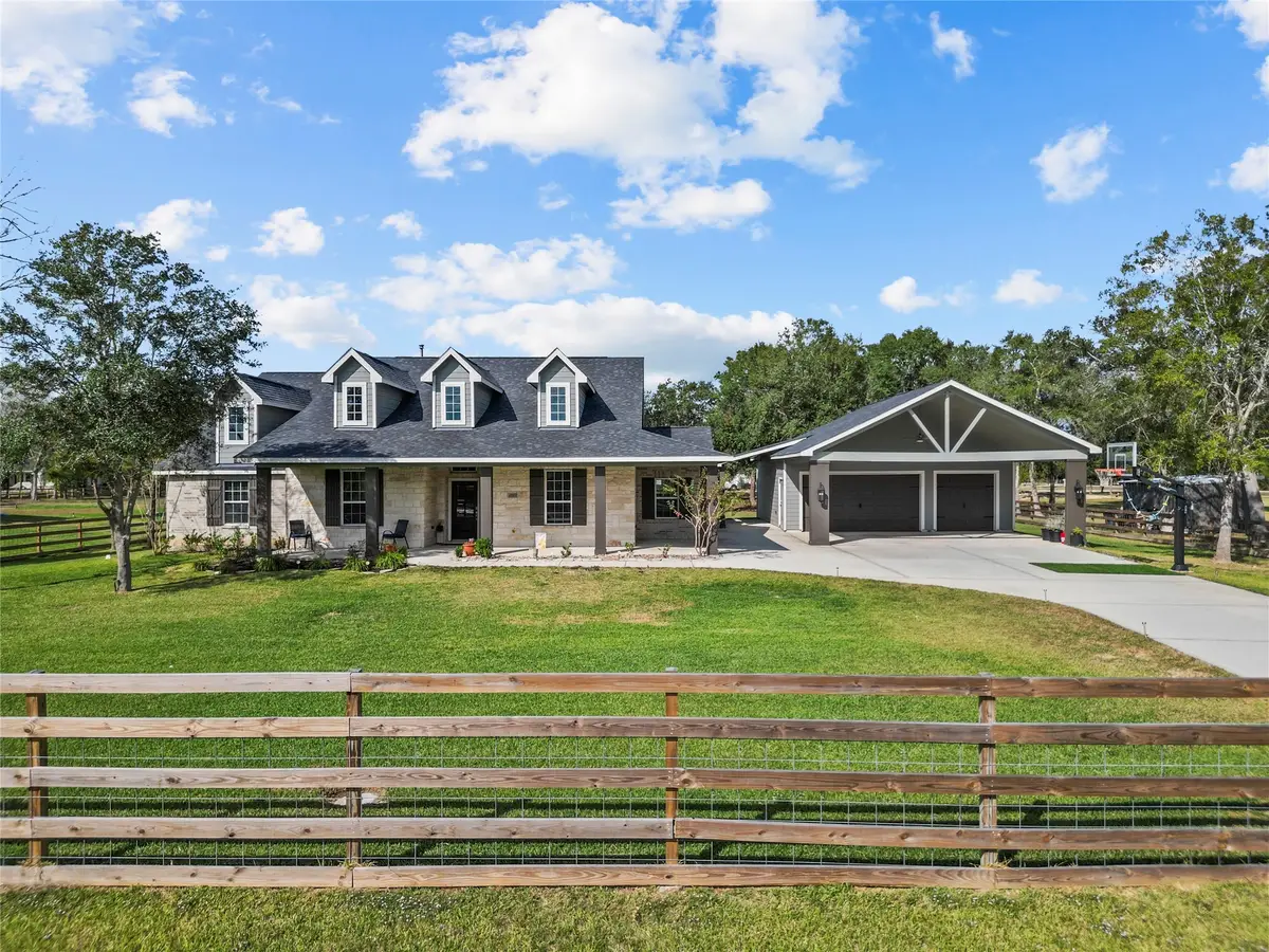 2602 County Road 160, Alvin, TX 77511 - Image #1