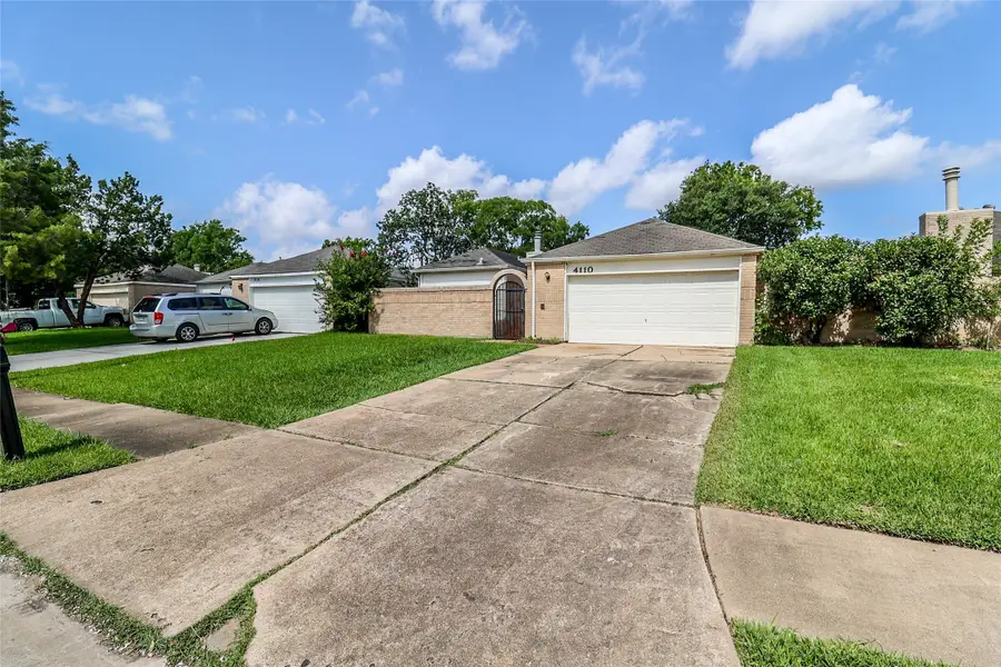 4110 Summit Valley Drive, Houston, TX 77082 - Image #2