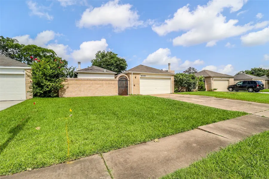 4110 Summit Valley Drive, Houston, TX 77082 - Image #3