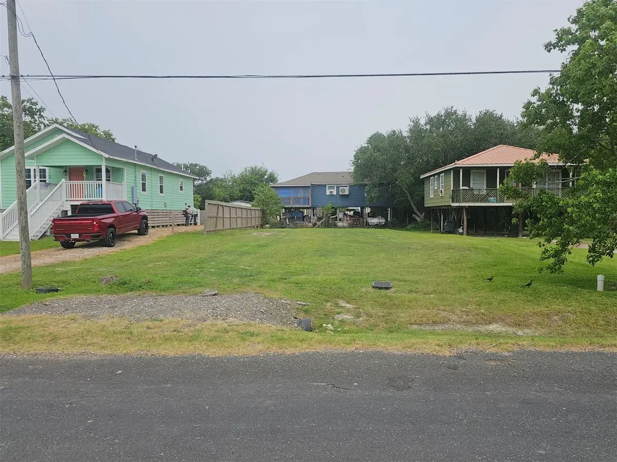 1010 15th St, San Leon, TX 77539 - #1