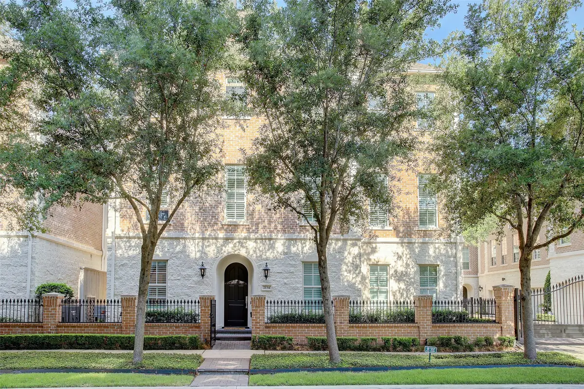 2134 Briarglen Drive, Houston, TX 77027 - #1