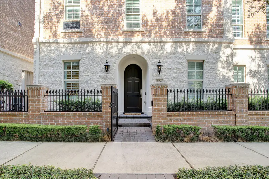 2134 Briarglen Drive, Houston, TX 77027 - #2