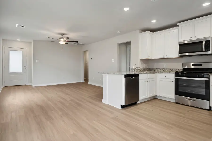 15871 Berry Hill Drive, Conroe, TX 77303 - #2