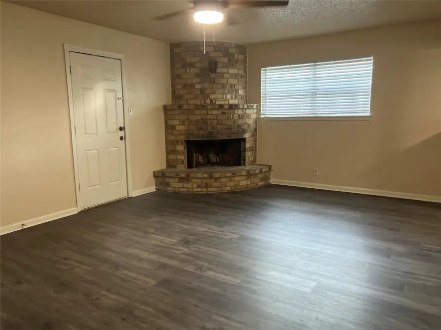 4112 19th Street N, Texas City, TX 77590 - #2