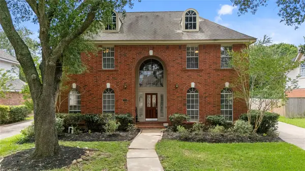 3214 Richland Drive, Sugar Land, TX 77478
