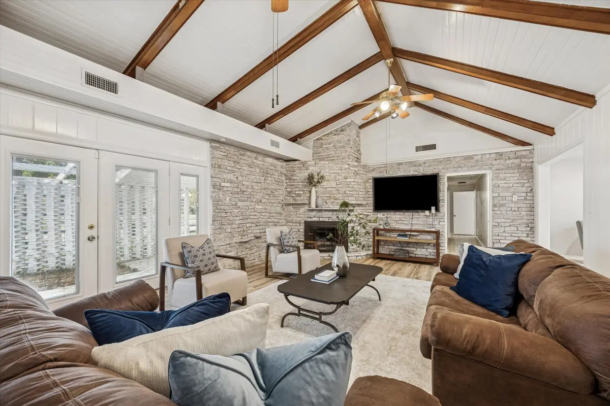 5302 Saxon Drive, Houston, TX 77092 - Image #1