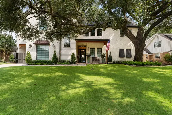 12626 Kingsride Lane, Houston, TX 77024