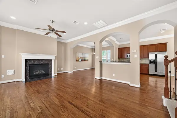 8810 Lakeshore Bend Drive, Houston, TX 77080