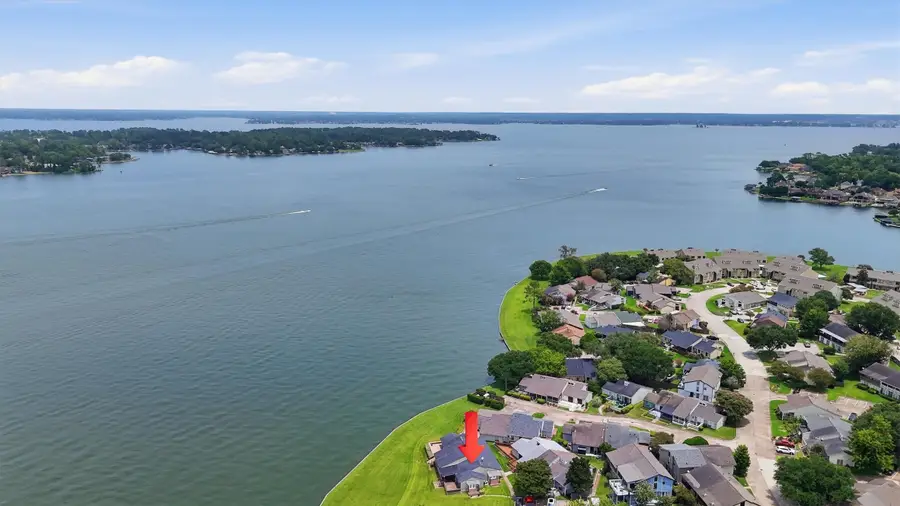 96 April Point Drive N, Conroe, TX 77356 - #2