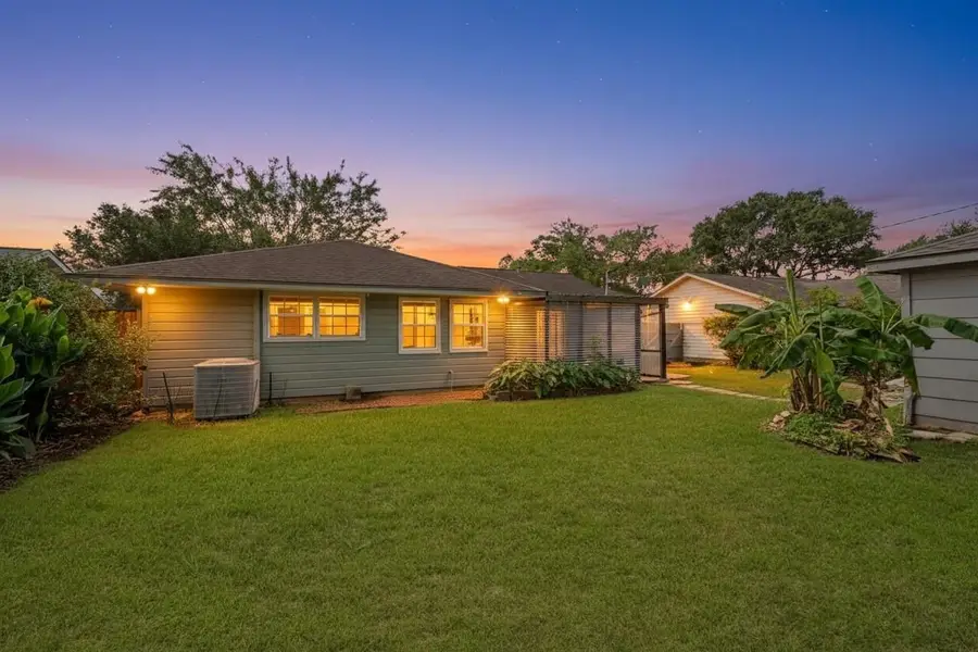 2707 Droxford Drive, Houston, TX 77008 - #2