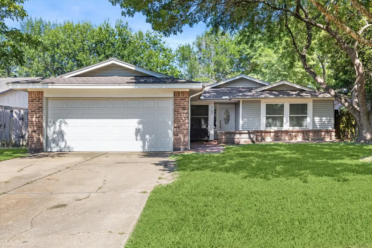 5123 Devon Green Drive, Katy, TX 77449 - Image #1