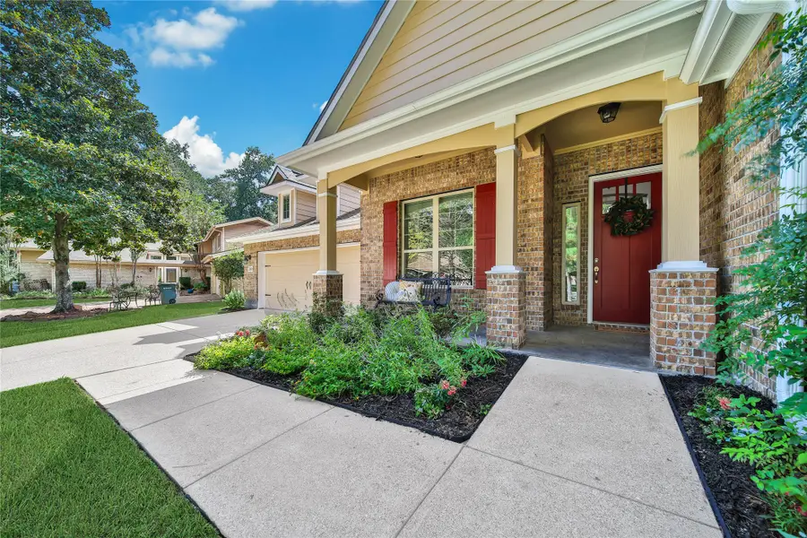 1809 Greenbriar Dr, Huntsville, TX 77340 - #2