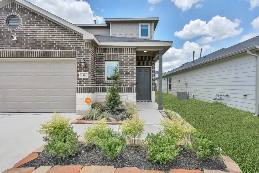 1961 Hidden Cedar Drive, Conroe, TX 77301 - Image #2