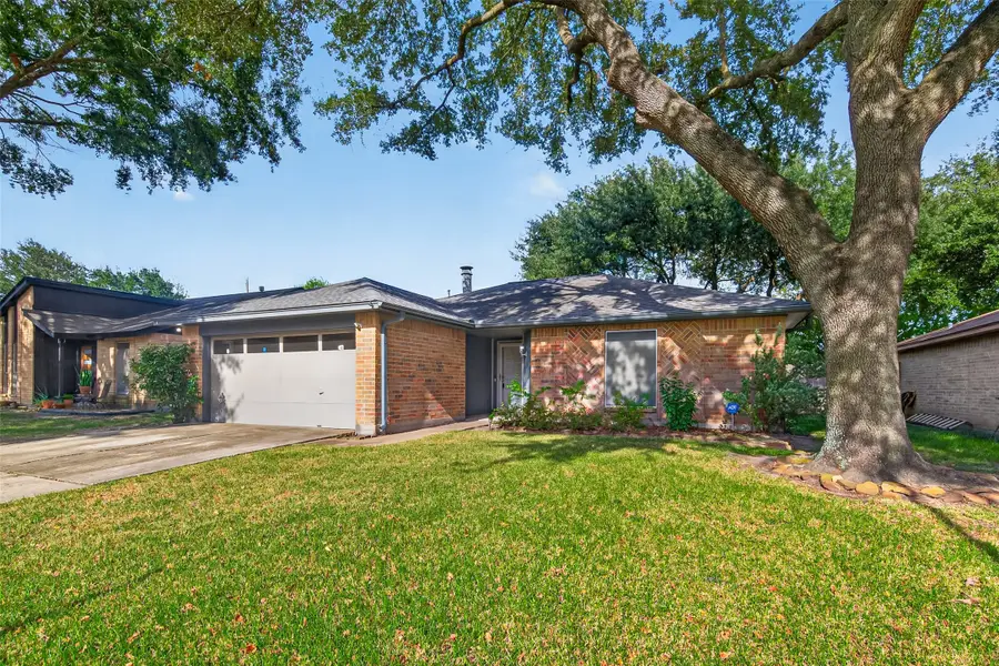 7522 Flair Oaks Drive, Houston, TX 77040 - #2