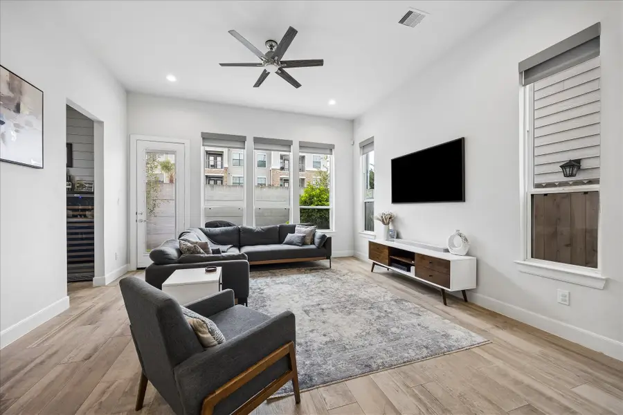 2804 Grand Fountains Drive #B, Houston, TX 77054 - #3