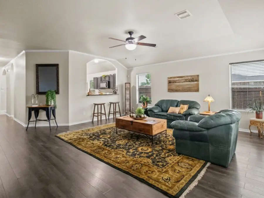301 Turquoise Trade Drive, La Marque, TX 77568 - #2